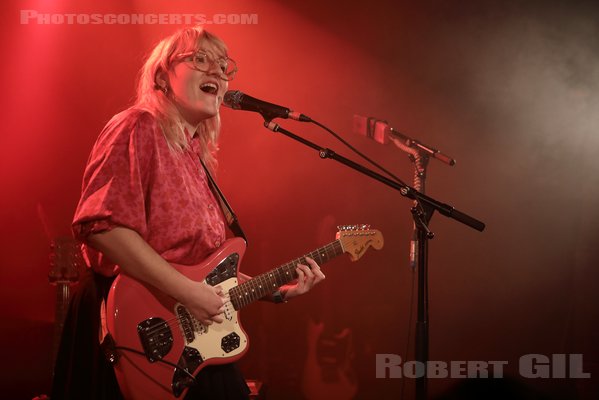 VERA DAISIES - 2023-12-14 - PARIS - La Maroquinerie - Margaux Jaudinaud